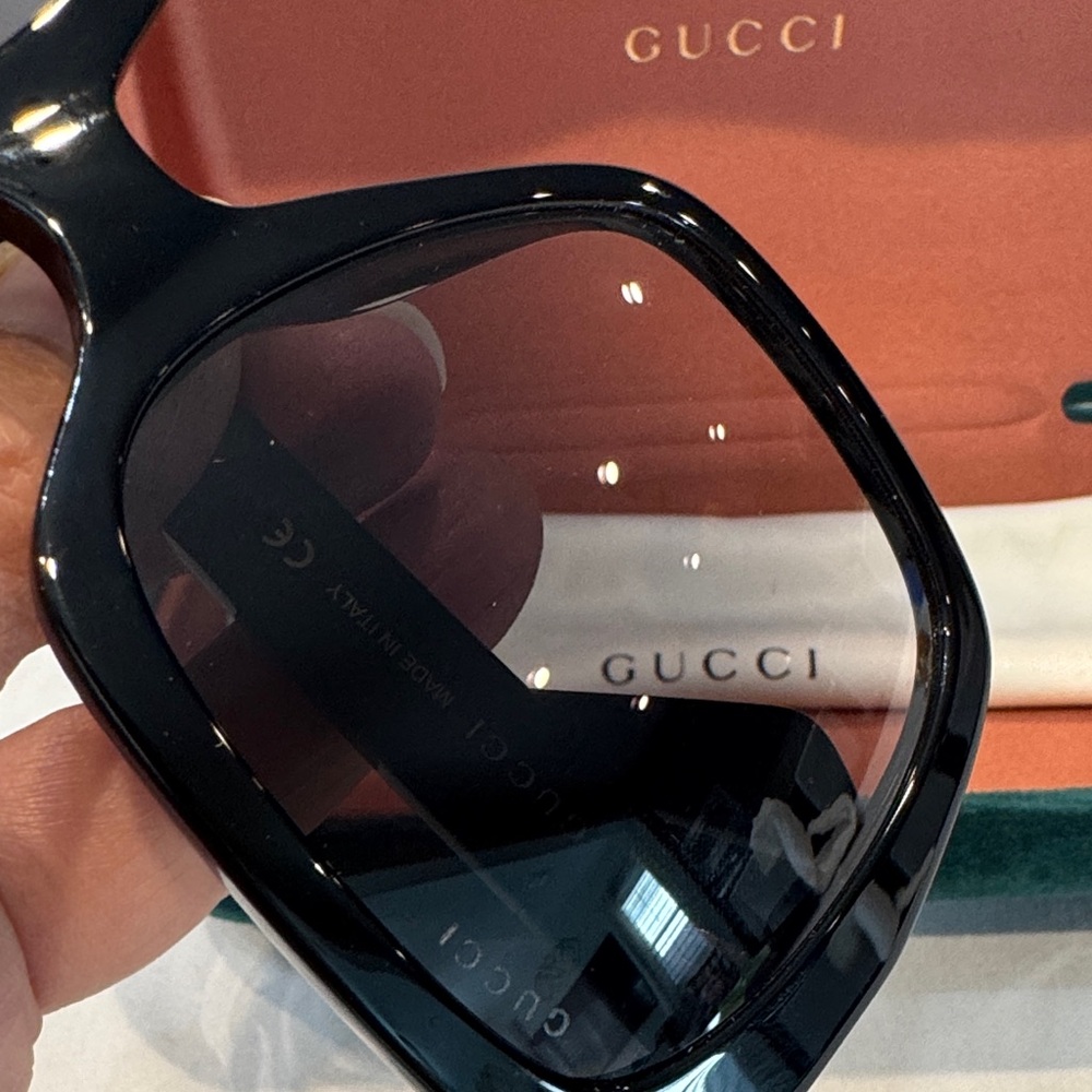 Authentic Gucci Black Sunglasses with Gold Accents - Picture 4 of 14